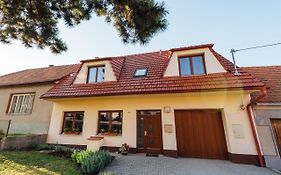 Apartmán Pod borovicí